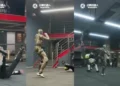 VIDEO | Inicia la producción en masa del robot T800: es tan fuerte que derribó a su CEO, rompe madera y ya pelea en jaula