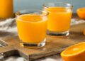 Jugo de frutas o gaseosa: cuál eleva más el azúcar en sangre y qué riesgos implica cada bebida