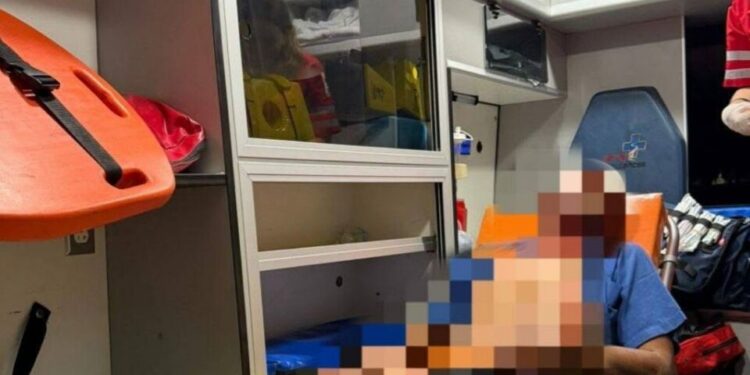 Riña tras baile termina con hombre herido a machetazos