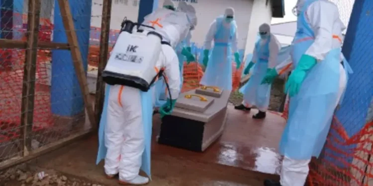 Aumentan a más de mil 650 los muertos y más de 3 mil 700 los casos confirmados por ébola en RDC