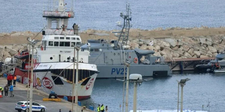 Naufraga barco con unas 270 personas frente a las costas del norte de Chipre; hay al menos ocho muertos