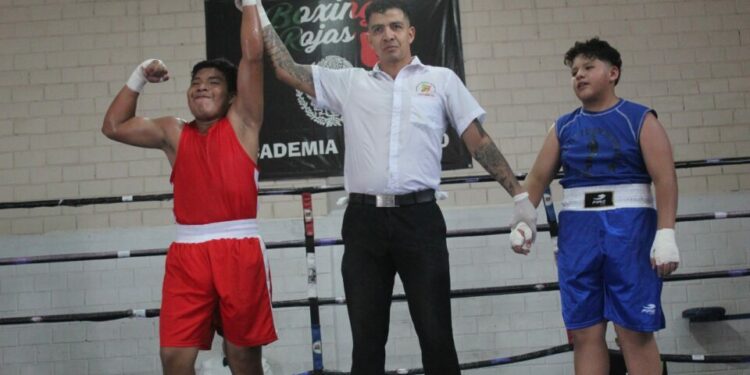 Surgen más campeones del Torneo Fenapo de Boxeo