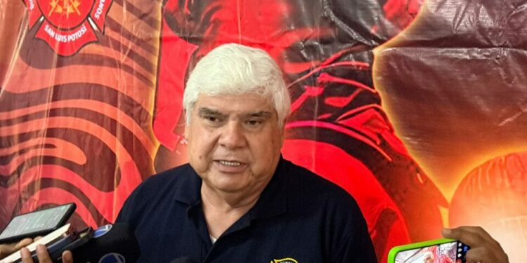 Bomberos esperan nueva camioneta del Ayuntamiento para reforzar operaciones