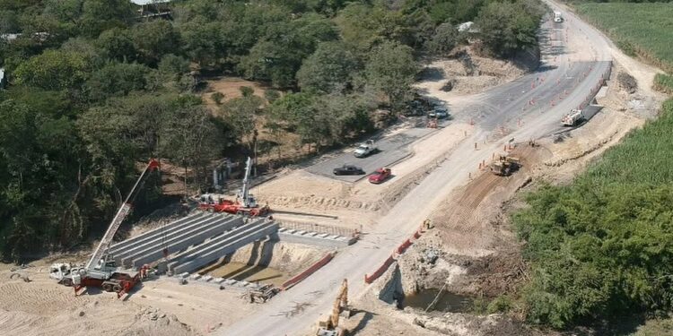 AMIVTAC llama a integrar infraestructura vial y gestión del agua ante retos climáticos