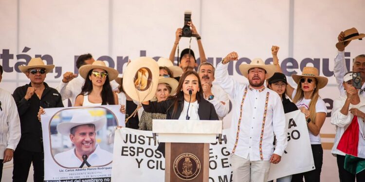 Grecia Quiroz advierte que buscan llevarla a prisión