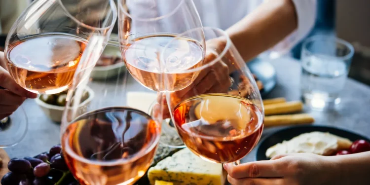 Cinco vinos para despedir agosto sin demasiadas ganas de hacerlo