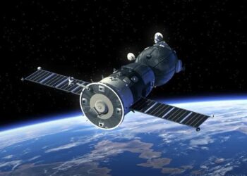 La NASA lanza el ‘Orbital Clarity Challenge’ con 500,000 dólares para proteger satélites de la basura espacial
