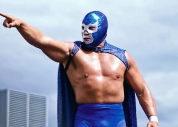 Blue Demon Jr. anuncia gira de despedida y presenta autobiografía tras 41 años de trayectoria