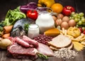 Qué alimento conviene evitar después de los 60, según médicos