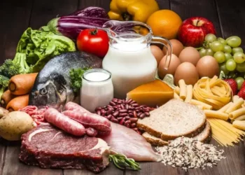 Qué alimento conviene evitar después de los 60, según médicos