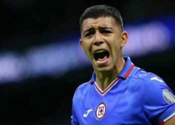 Se queda en Cruz Azul: se cae el contrato de Erik Lira con el Mónaco