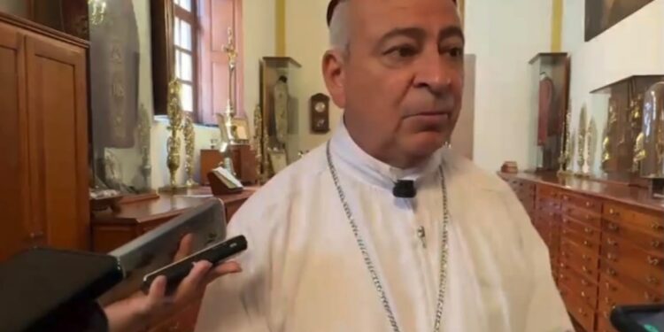 Arzobispo llama a acompañar y no juzgar ante casos de suicidio