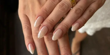 12 manicuras almendradas para empezar septiembre con uñas nuevas y mucho estilo