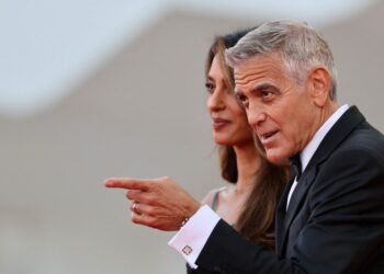 George Clooney de nuevo contra Trump: ‘Todos los idiotas se creen brillantes’