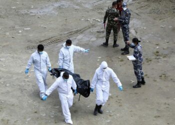 Nepal aumenta a 1,127 los muertos y a casi 4,900 los desaparecidos tras la riada