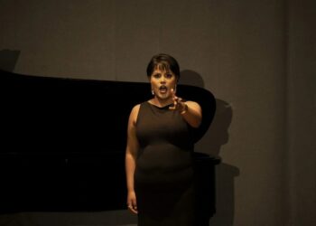 La potosina Jacqueline del Rocío conquista el Concurso Internacional de Canto Linus Lerner