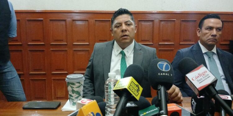 El gobernador ve posible la candidatura de Enrique Galindo con Morena