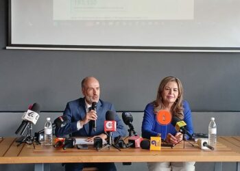 VIDEO | Dos aspirantes a coordinadores municipales del PAN declinan a favor de Marcelo de los Santos