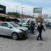 Auto choca contra muro en carretera a Rioverde
