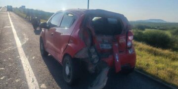 Motociclista pierde la vida tras chocar contra un auto