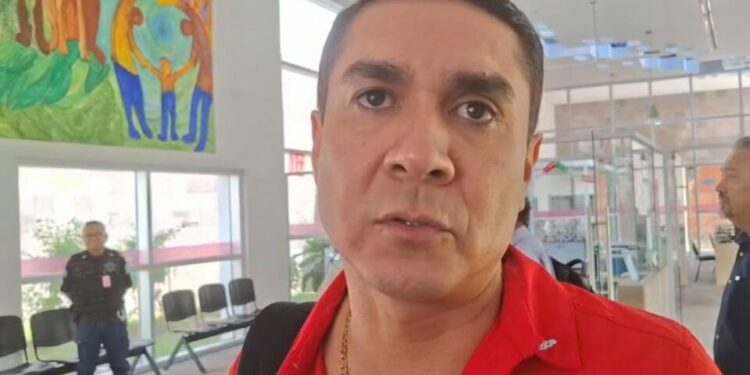 VIDEO | Pirotecnia deja a seis aficionados con quemaduras durante partido del ADSL
