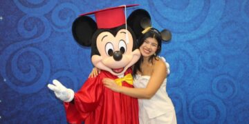 Estudiantes de la UASLP Zona Huasteca viven experiencia internacional en Disney