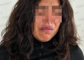 Detienen en Rioverde a mujer acusada de violencia familiar contra una menor