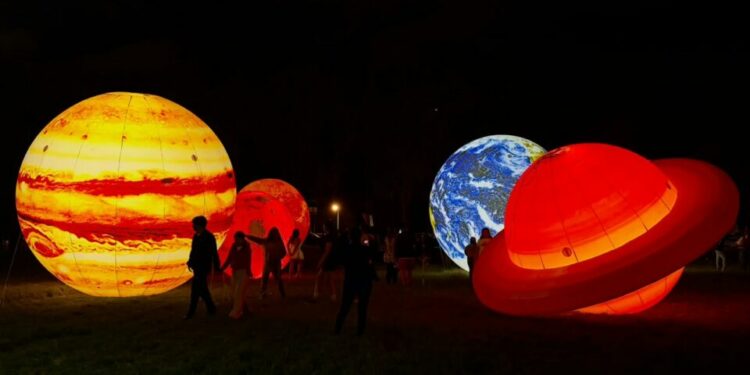 Planetas aterrizan en el Parque Tangamanga I