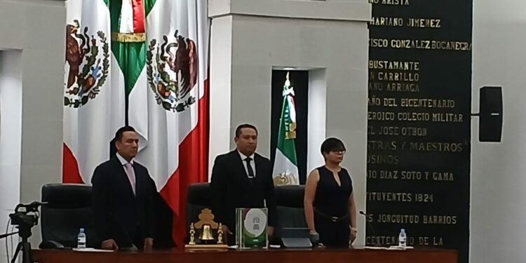 El Congreso analizará informe del gobernador