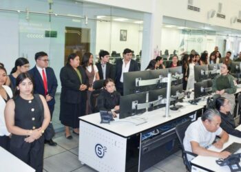 Acerca C5i2 a estudiantes de Tamuín sistemas de vigilancia y atención de emergencias