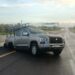 Camioneta pierde las ruedas traseras en pleno libramiento de Tamuín