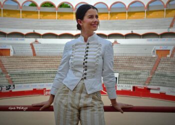 Miriam Cabas, ante astados potosinos en Guadalajara
