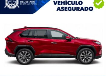 Aseguran en Matehuala vehículo con reporte de robo y NIV alterado