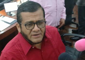 Jucopo sigue analizando que funcionarios comparecerán ante el Congreso