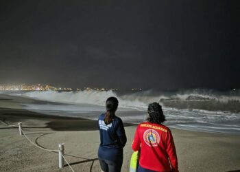 Intensifican búsqueda de joven potosina desaparecida en el mar de Puerto Vallarta