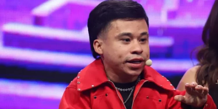 Mamá de Abelito denuncia a Naim Darrechi por presuntos tocamientos sin consentimiento