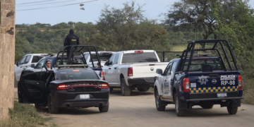 Ataque armado deja tres policías estatales muertos en Comonfort, Guanajuato