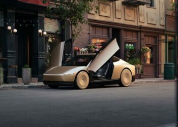 Tesla presenta en Texas el Cybercab, su apuesta por los robotaxis autónomos