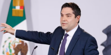 SAT intensifica combate contra “factureras”, evasión fiscal y comprobantes apócrifos