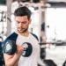 Empezar a entrenar con pesas después de los 50 años: los cambios que puede experimentar el cuerpo