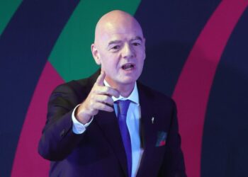 Francia retira su apoyo al presidente de la FIFA, Gianni Infantino