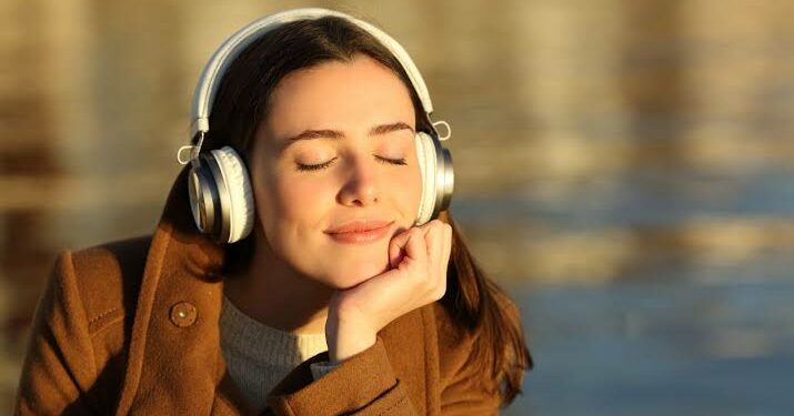 Cinco recomendaciones para incorporar la música como herramienta de salud y bienestar