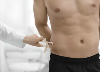 5 hábitos que ayudan a reducir la grasa abdominal y sostener el peso, según expertos