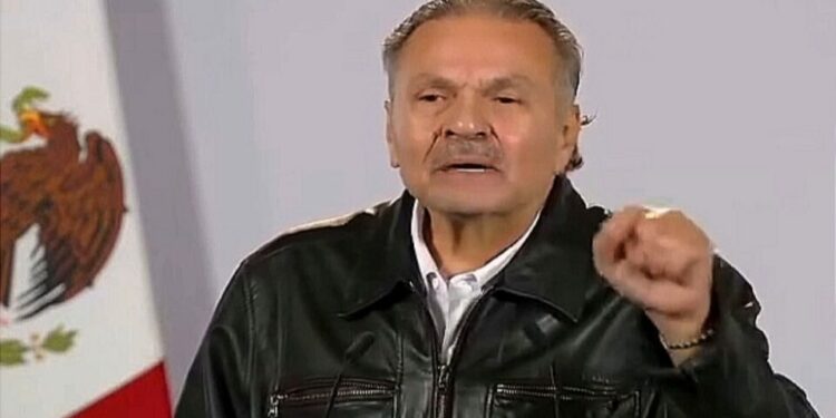 Octavio Romero Oropeza rechaza señalamientos sobre su patrimonio y acusa campaña de difamación