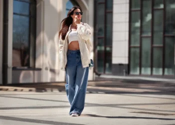 Jeans en tendencia: los 5 cortes que estarán de moda este otoño