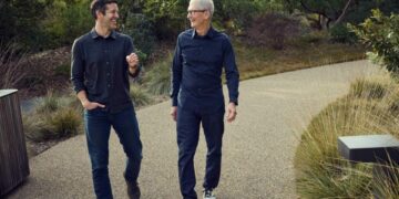 Apple inicia una nueva era: John Ternus sucede a Tim Cook