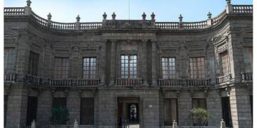 La lucha libre llega al Museo Nacional de San Carlos