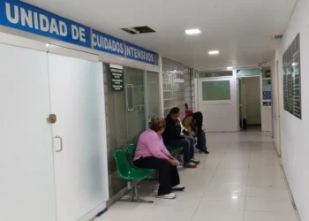 Padres de bebés fallecidos en IMSS de Durango denuncian ante FGR