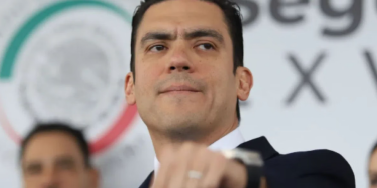 PAN acusa a Morena de abrir la puerta a sanciones contra memes y críticas en redes