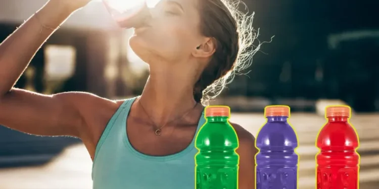 Gatorade retira más de 122 mil cajas por colorantes no declarados